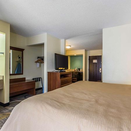 Quality Inn & Suites Memphis East Ngoại thất bức ảnh