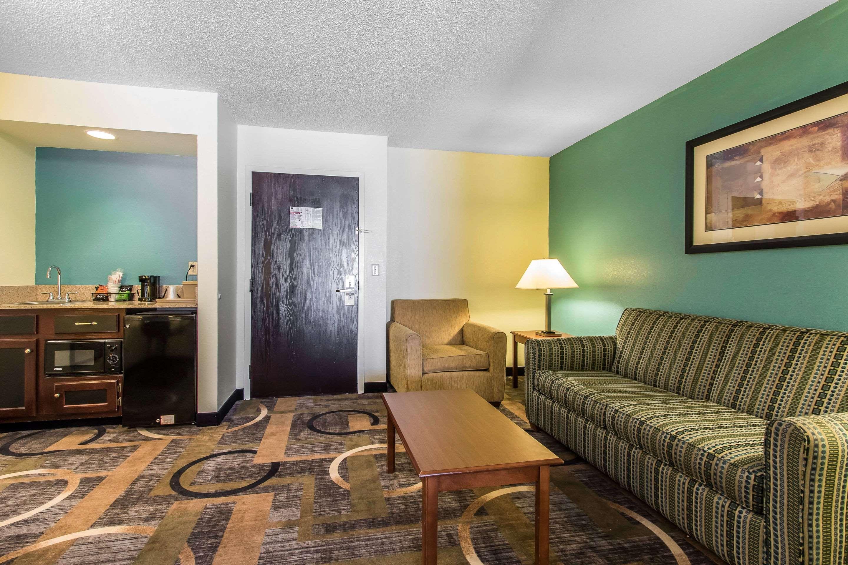 Quality Inn & Suites Memphis East Ngoại thất bức ảnh