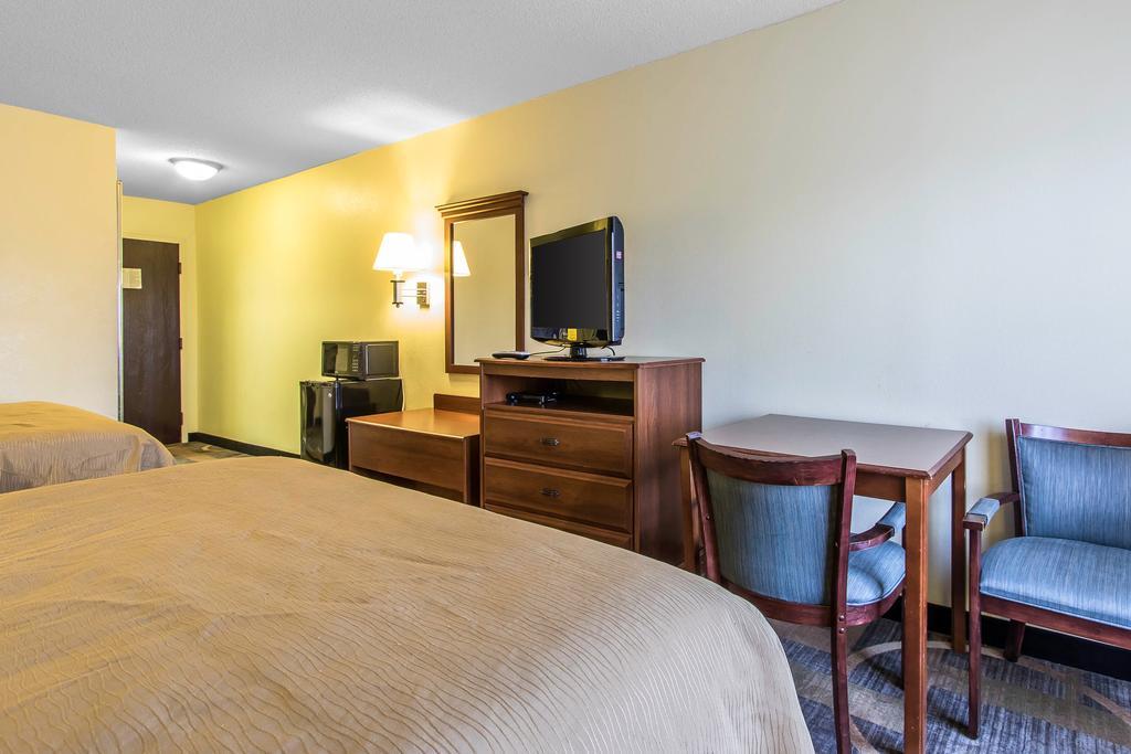 Quality Inn & Suites Memphis East Ngoại thất bức ảnh